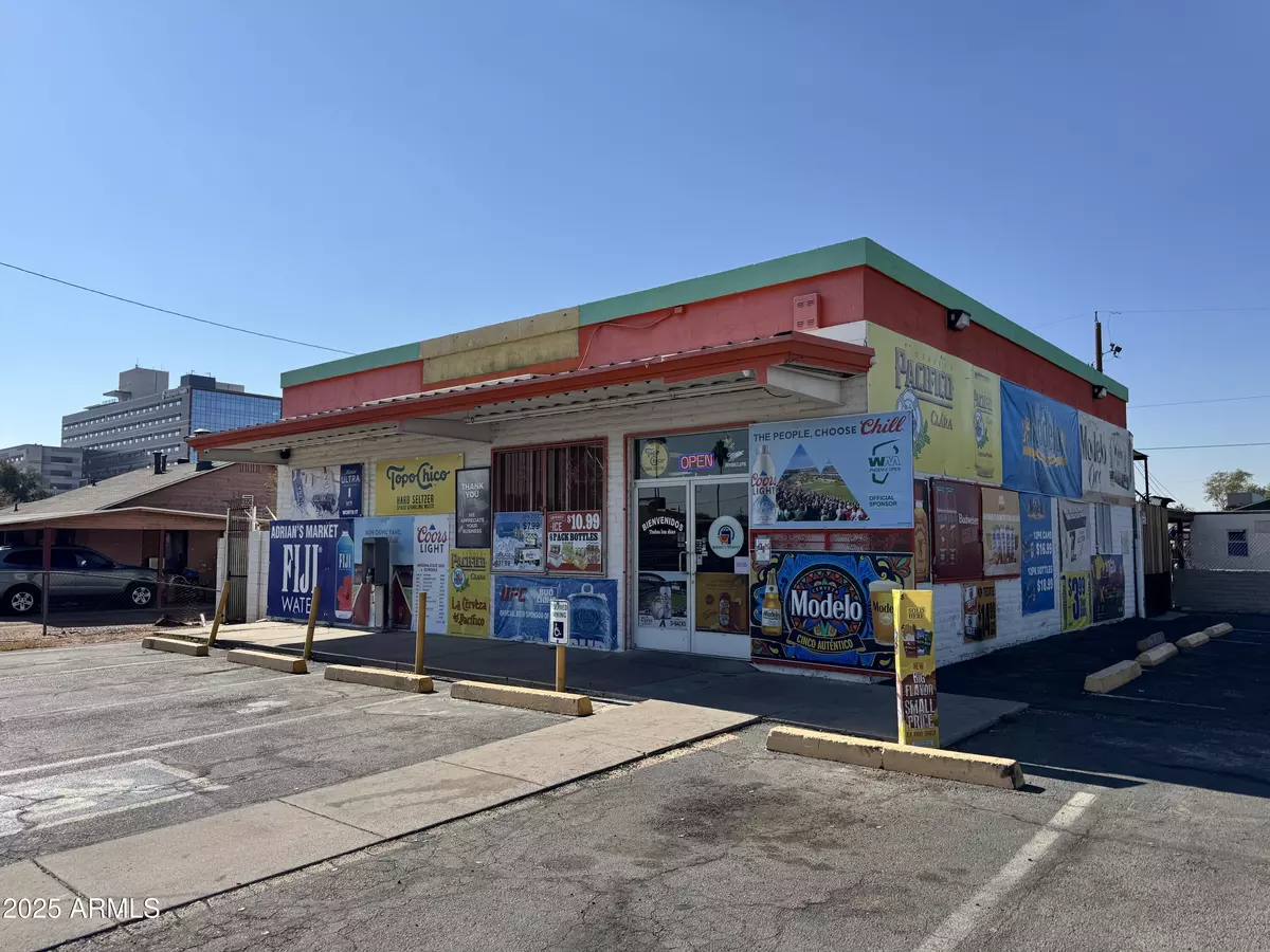 Phoenix, AZ 85008,1042 N 26 Street
