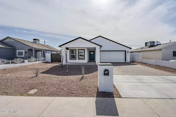 2749 E WIER Avenue, Phoenix, AZ 85040