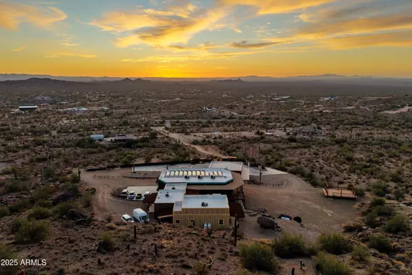 San Tan Valley, AZ 85144,27194 N BEAR PAW Pass