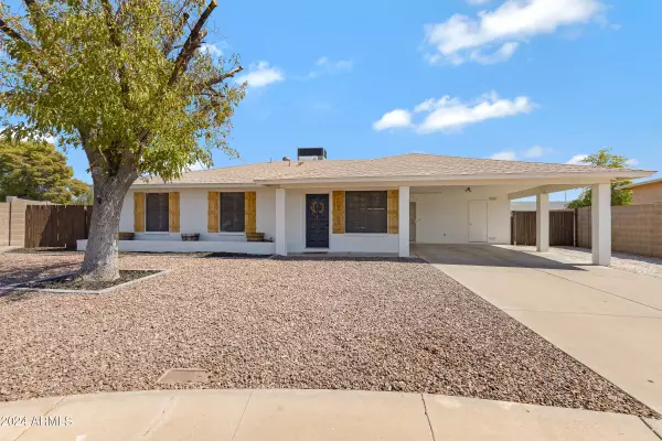 553 S SUNWOOD Circle,  Mesa,  AZ 85204