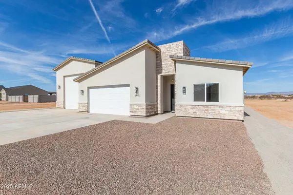 Wittmann, AZ 85361,24032 W Redbird Road