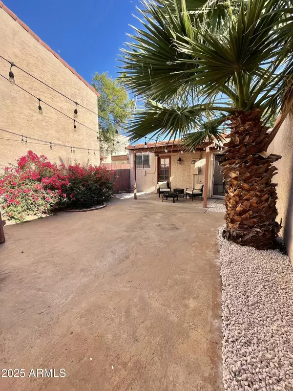 Tempe, AZ 85281,2140 E ROSARITA Drive