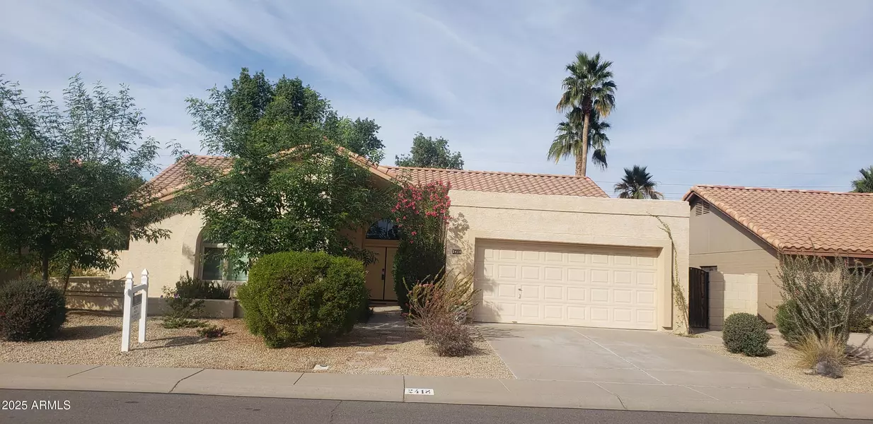 2418 W ALAMO Drive, Chandler, AZ 85224