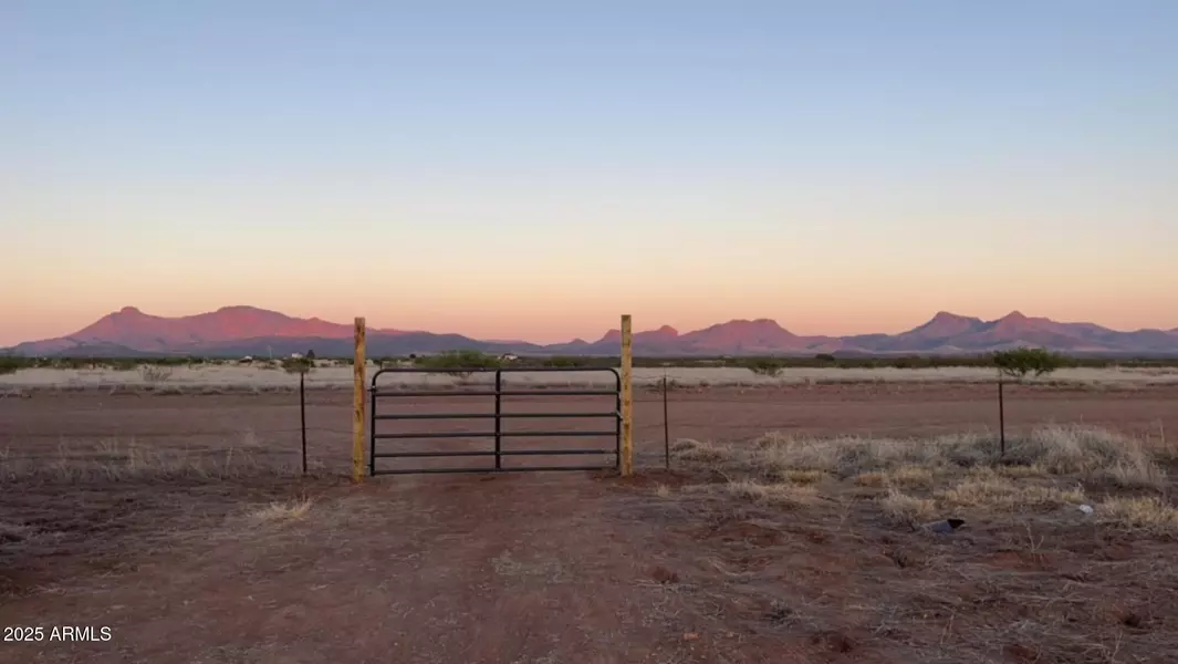 6536 N Vista del Cerro Drive #510 511 512, Douglas, AZ 85607