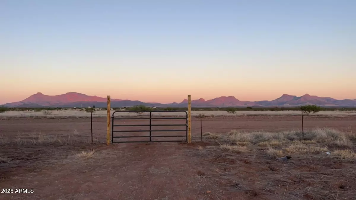 Douglas, AZ 85607,6536 N Vista del Cerro Drive #510 511 512