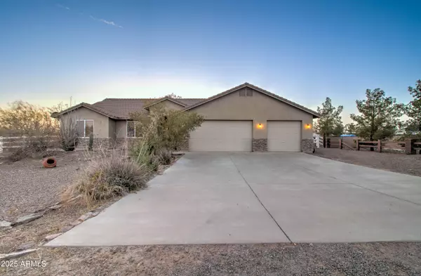 12326 N LANG Road, Florence, AZ 85132