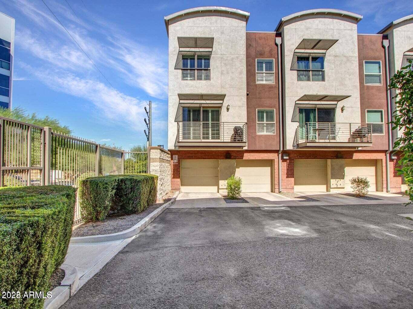 Tempe, AZ 85281,525 W LAKESIDE Drive #152