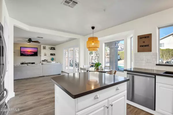 Scottsdale, AZ 85260,9652 E LUDLOW Drive