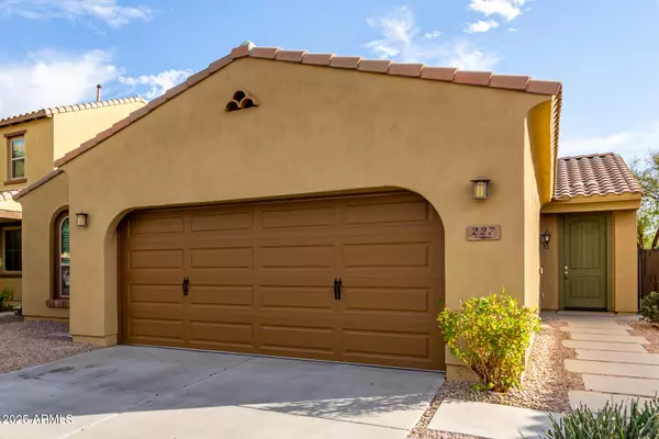Chandler, AZ 85286,227 E CAROB Drive