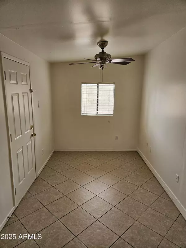 Mesa, AZ 85203,619 E JENSEN Street #40