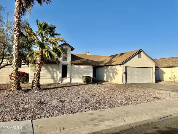 5552 W WILLOW Avenue, Glendale, AZ 85304