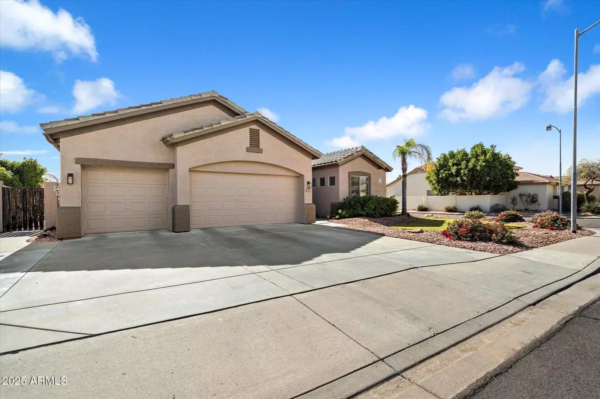 Peoria, AZ 85383,7161 W SADDLEHORN Road