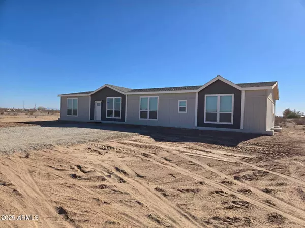 38075 W RANCHO Drive, Tonopah, AZ 85354