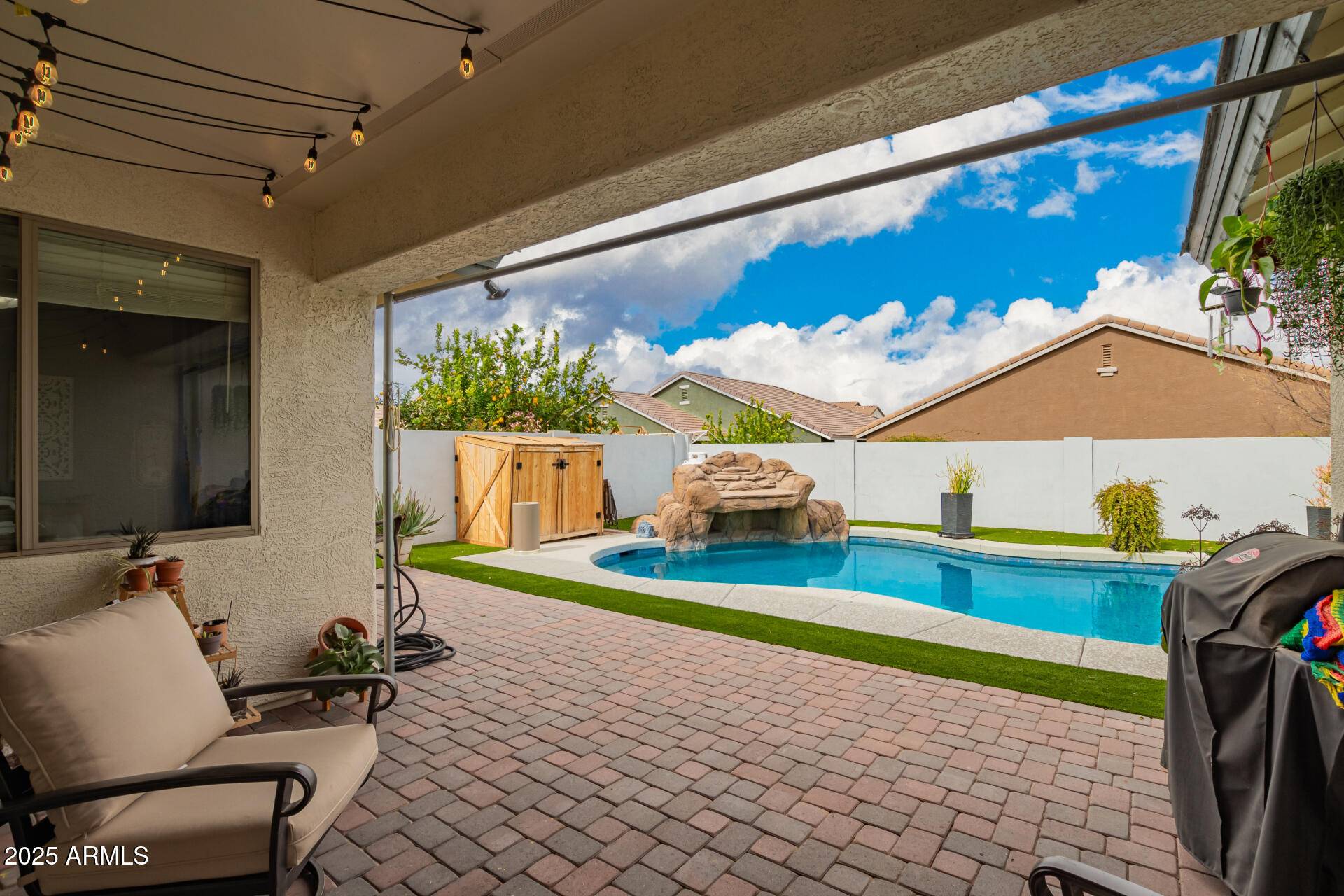 San Tan Valley, AZ 85143,714 W DESERT HILLS Drive