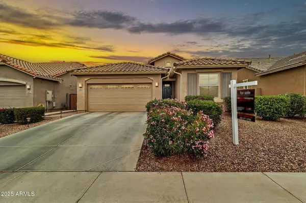 36867 N Yellowstone Drive, San Tan Valley, AZ 85140