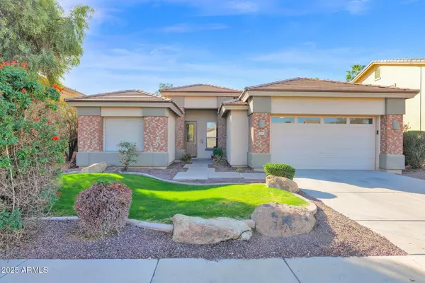 12607 W HIGHLAND Avenue, Litchfield Park, AZ 85340