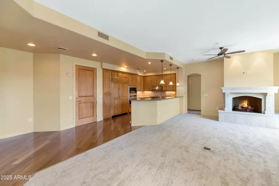 15802 N 71ST Street #604, Scottsdale, AZ 85254