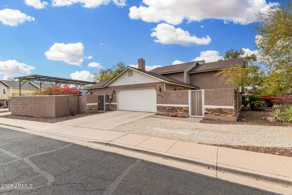 Mesa, AZ 85205,1938 N 67TH Street