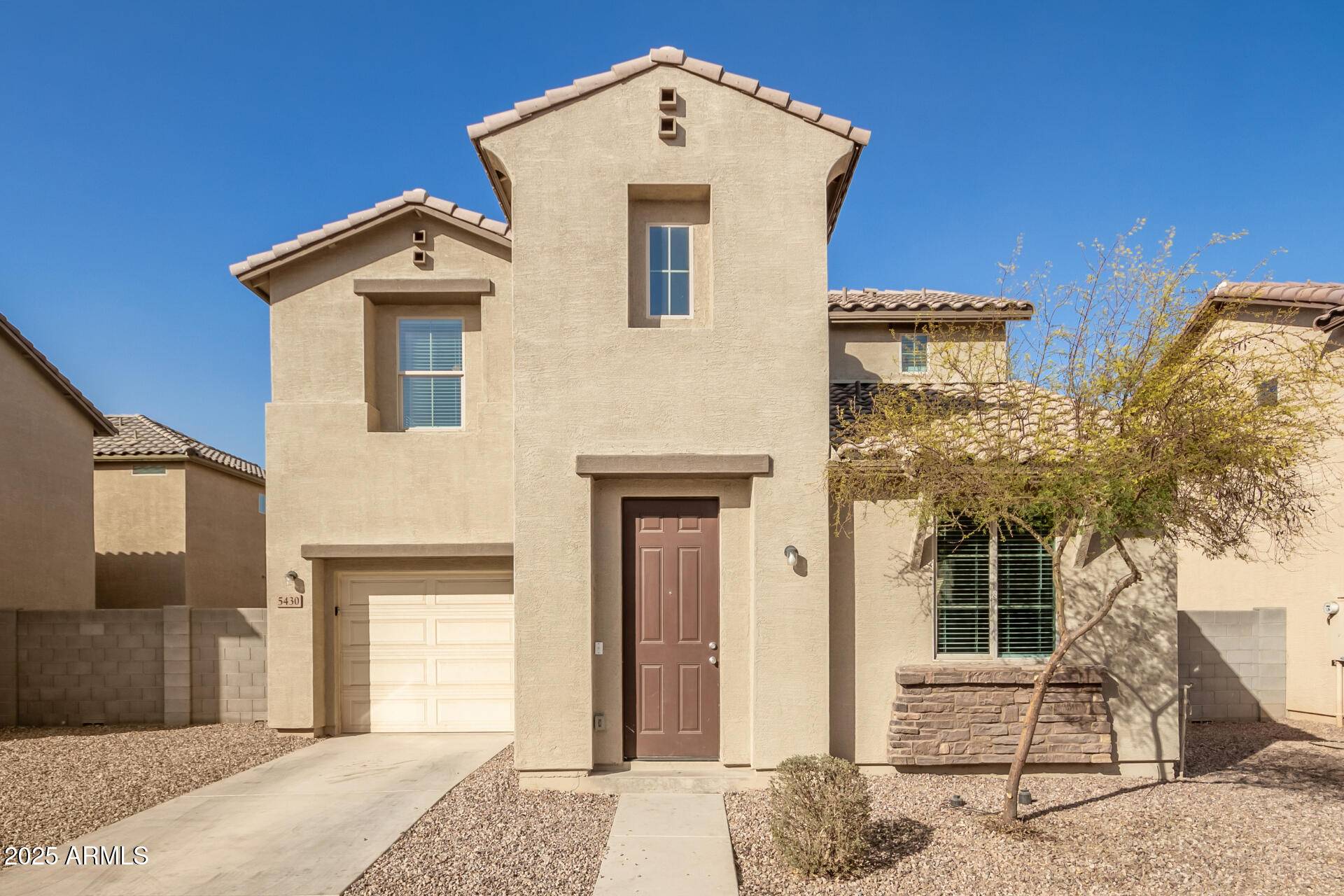 Phoenix, AZ 85043,5430 W ODEUM Lane