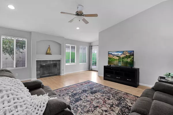 Gilbert, AZ 85233,473 S ASH Street