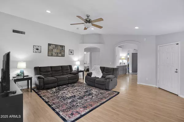 Gilbert, AZ 85233,473 S ASH Street