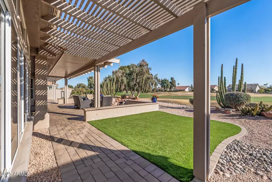 15701 W HURON Drive, Sun City West, AZ 85375