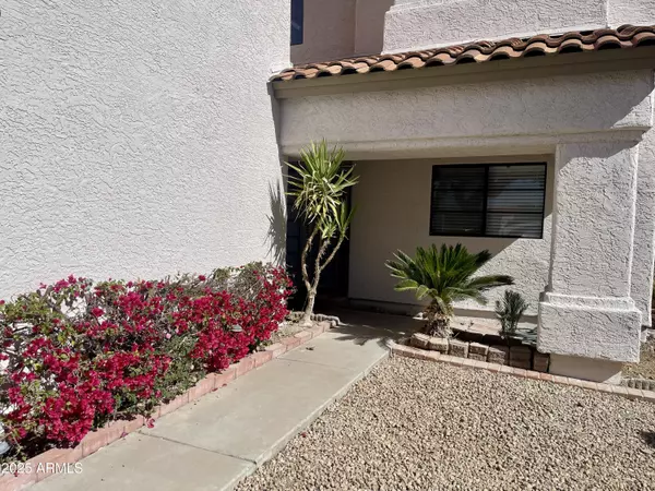 Scottsdale, AZ 85260,13517 N 102ND Place
