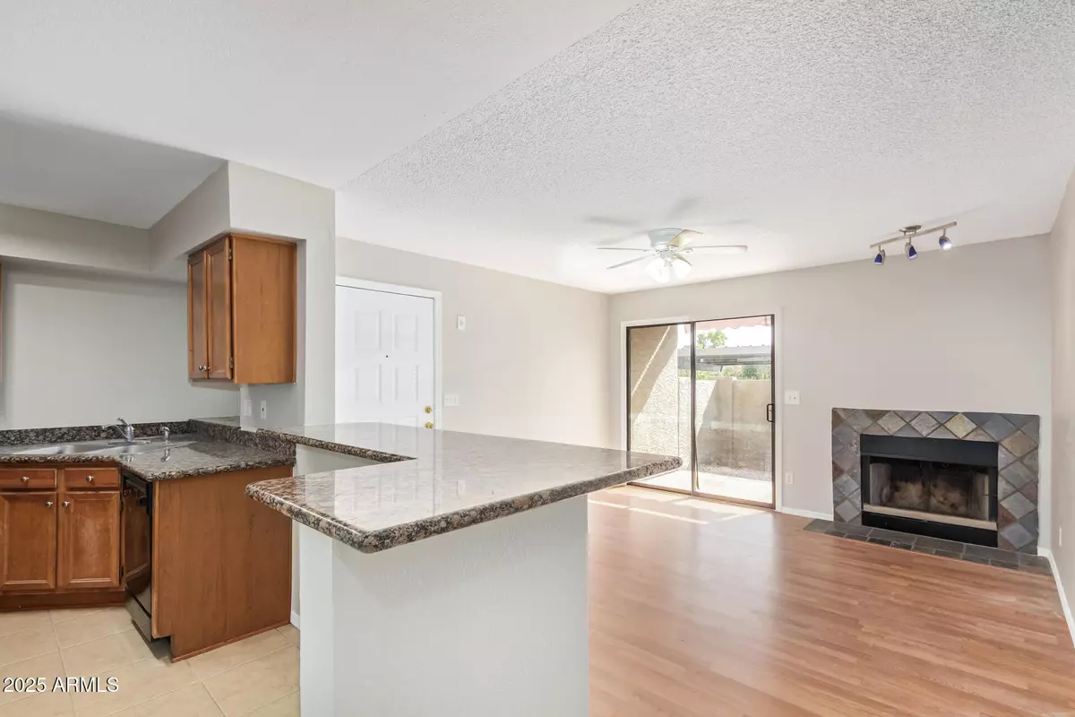 Mesa, AZ 85210,533 W GUADALUPE Road #1078