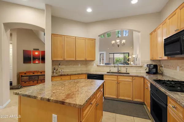 Mesa, AZ 85207,7445 E EAGLE CREST Drive #1094