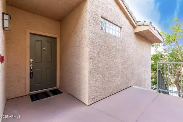Phoenix, AZ 85048,16013 S DESERT FOOTHILLS Parkway #2082