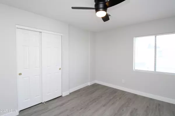 Phoenix, AZ 85021,2153 W MORTEN Avenue #4