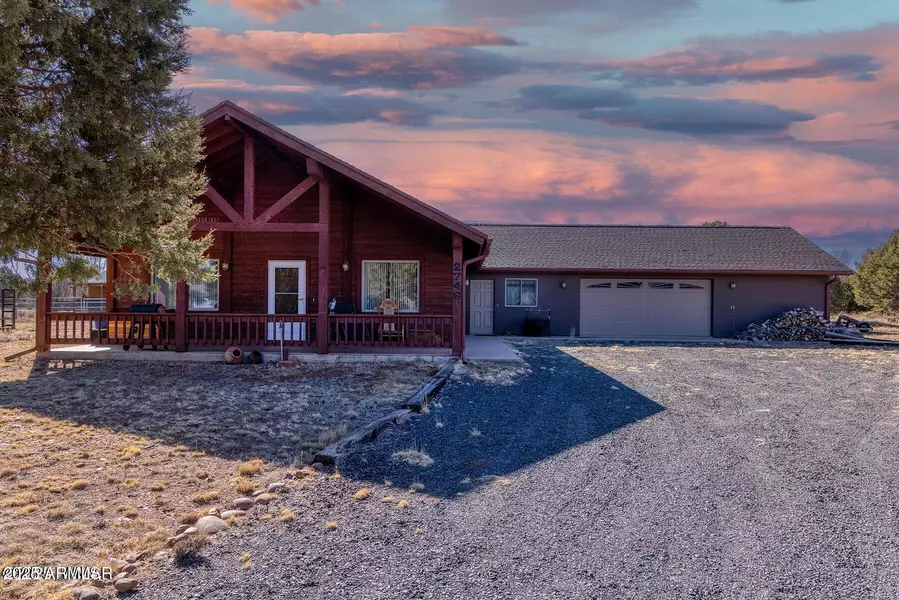 2746 PINE VIEW Court, Overgaard, AZ 85933