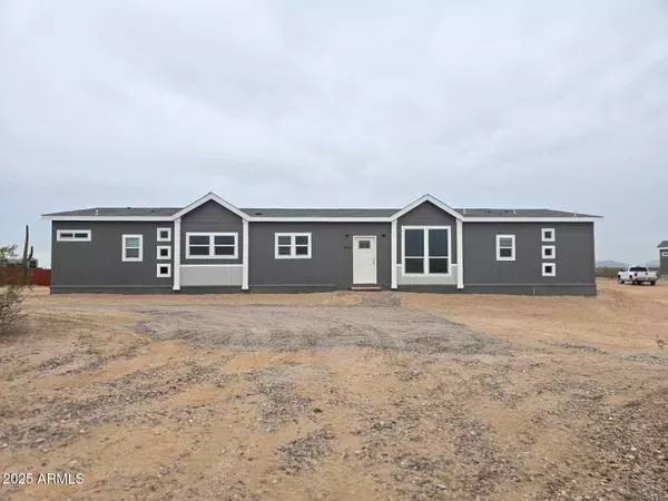 2938 N 333rd Avenue, Tonopah, AZ 85354