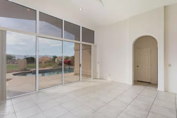 15644 S 13TH Place Phoenix, AZ 85048