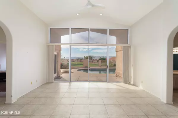 15644 S 13TH Place Phoenix, AZ 85048