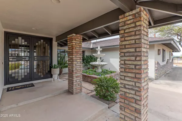 Cave Creek, AZ 85331,5911 E PEAK VIEW Road