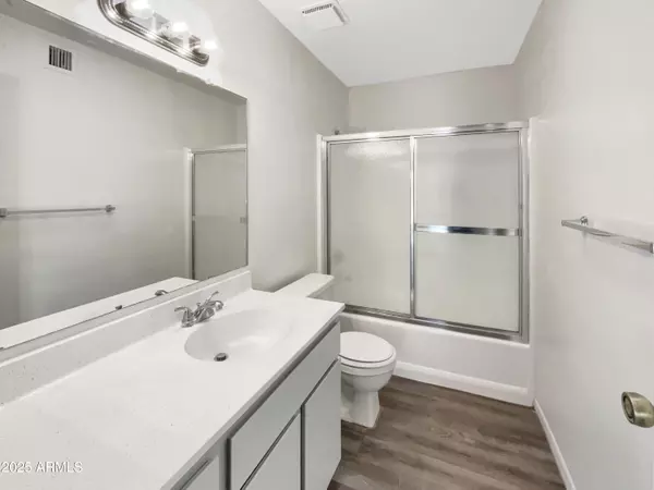 Phoenix, AZ 85029,11609 N 30TH Lane