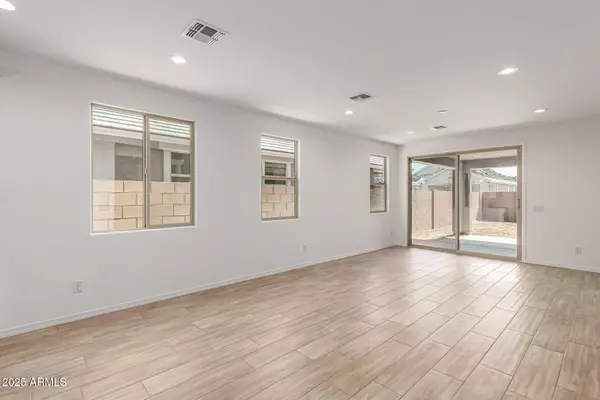 Glendale, AZ 85302,5401 W LAS PALMARITAS Drive