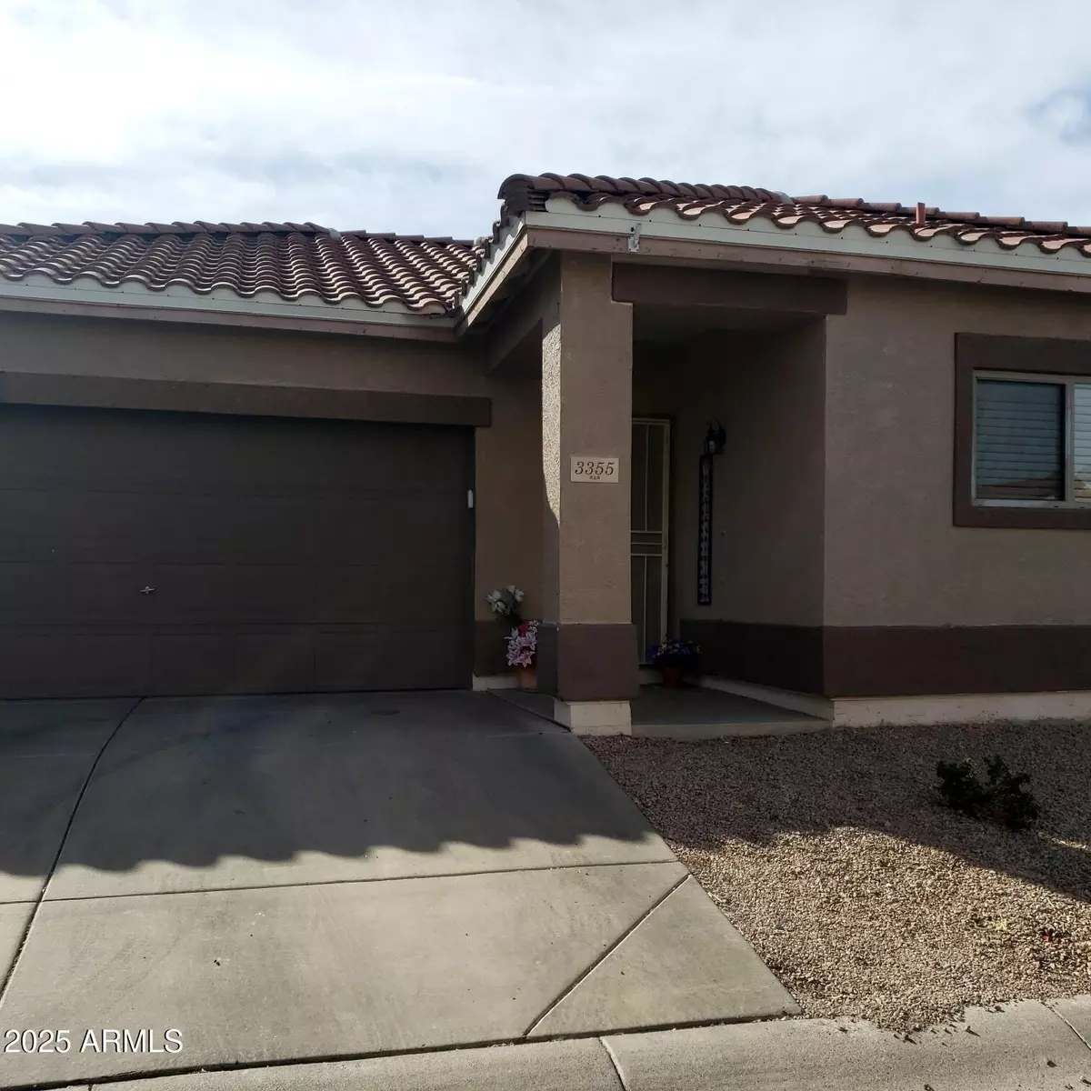 Apache Junction, AZ 85119,3355 S CHAPARRAL Road