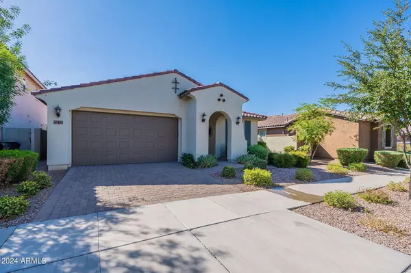 10413 E DURANT Drive, Mesa, AZ 85212