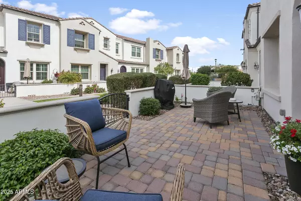 Chandler, AZ 85248,2477 W MARKET Place #18