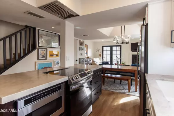 Scottsdale, AZ 85251,7755 E THOMAS Road #8