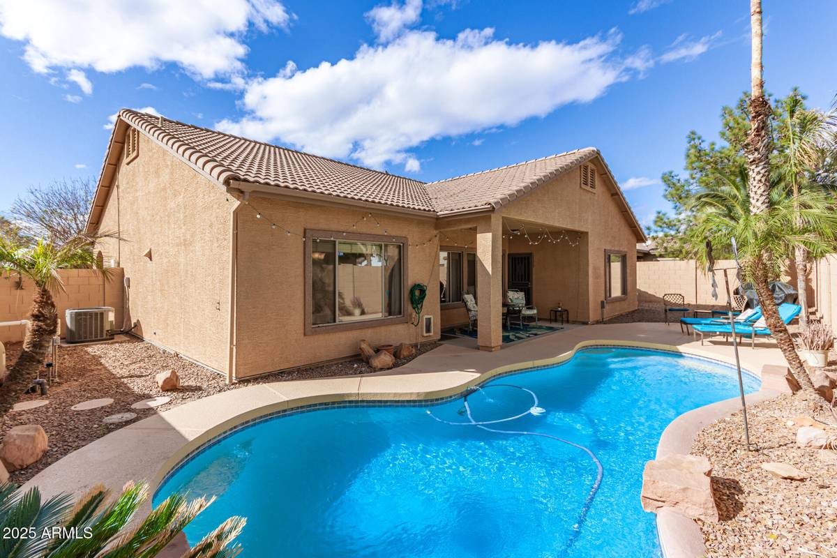 Gilbert, AZ 85234,545 N BLUEJAY Drive