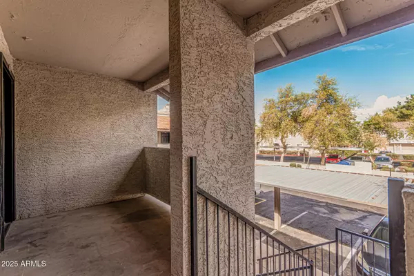 Mesa, AZ 85207,234 N 75TH Street #209