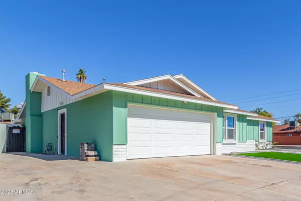 Phoenix, AZ 85029,3102 W DESERT COVE Avenue