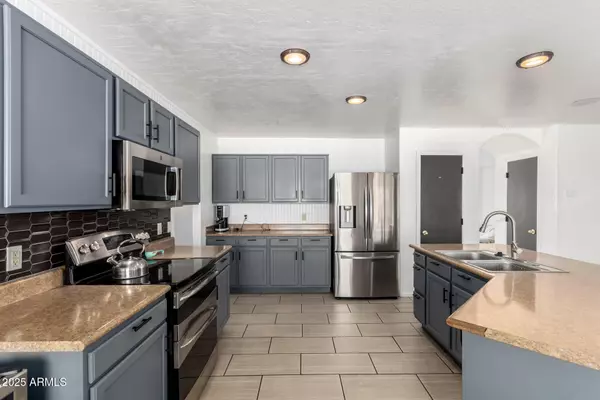 Peoria, AZ 85345,8812 N 67TH Drive