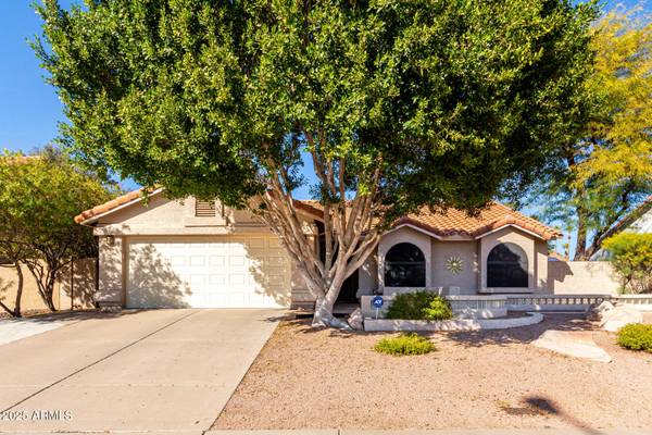 5802 E FOUNTAIN Street, Mesa, AZ 85205