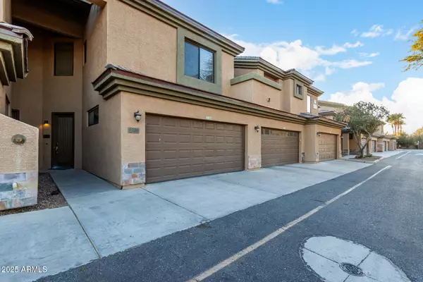 Chandler, AZ 85248,705 W QUEEN CREEK Road #1220