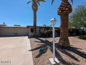 Sun City, AZ 85351,10433 W OAKMONT Drive