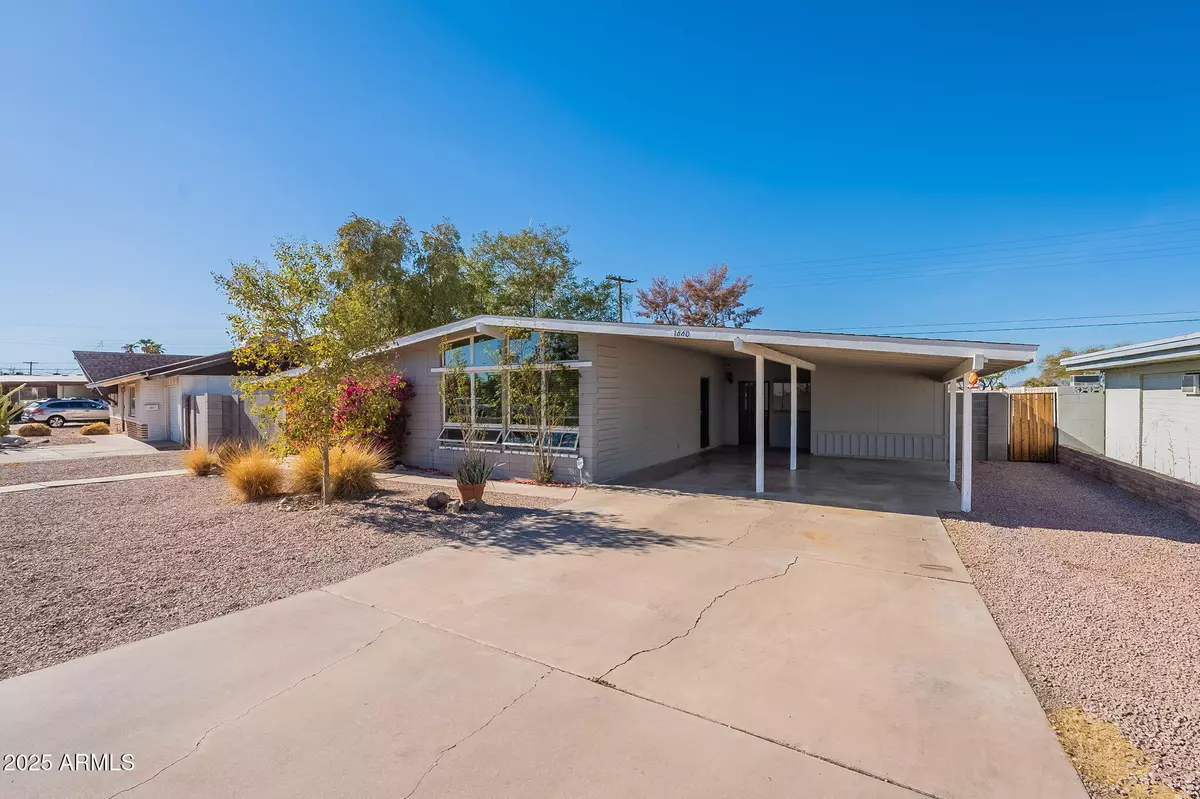Mesa, AZ 85201,1660 W 7th Place